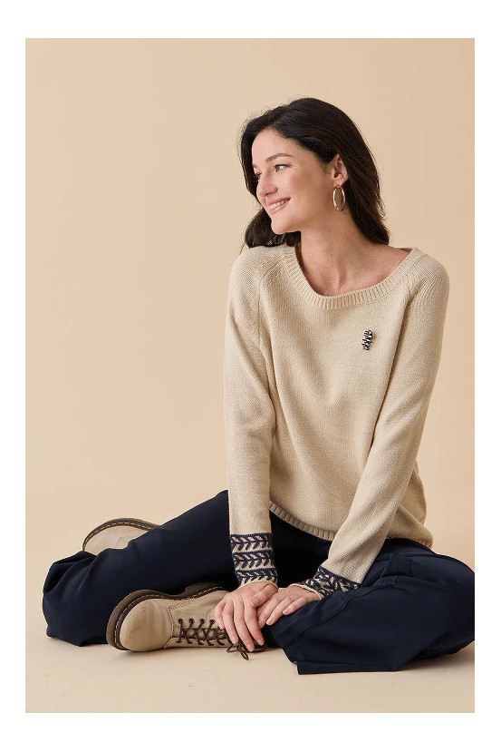 Pull brodé - produit