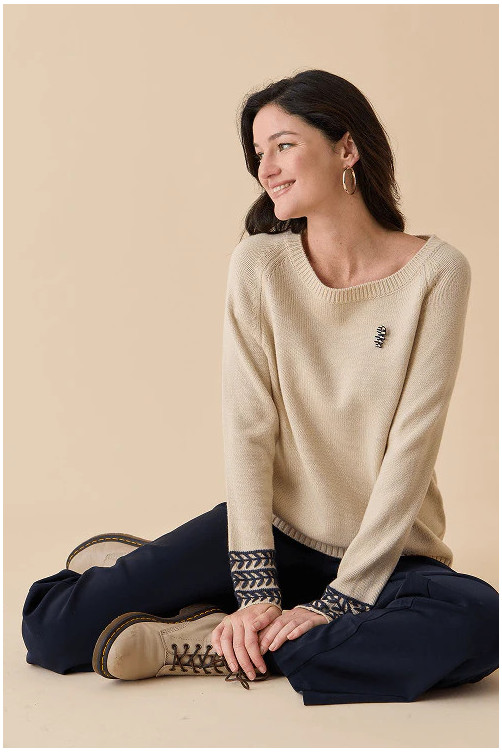 Pull brodé - produit